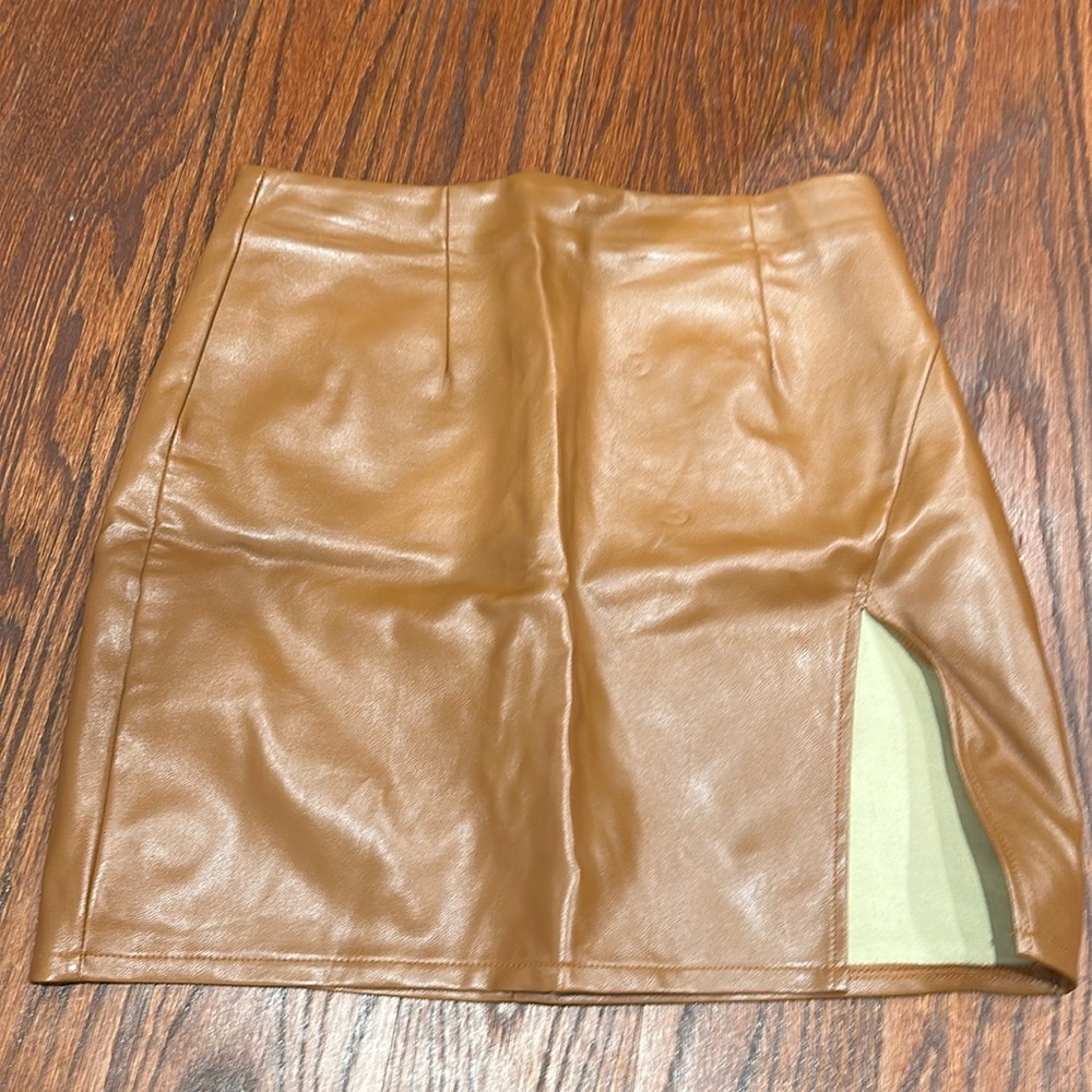 Lulus small brown mini skirt